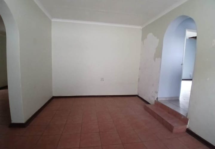 7 Bedroom Property for Sale in Rustenburg Central North West